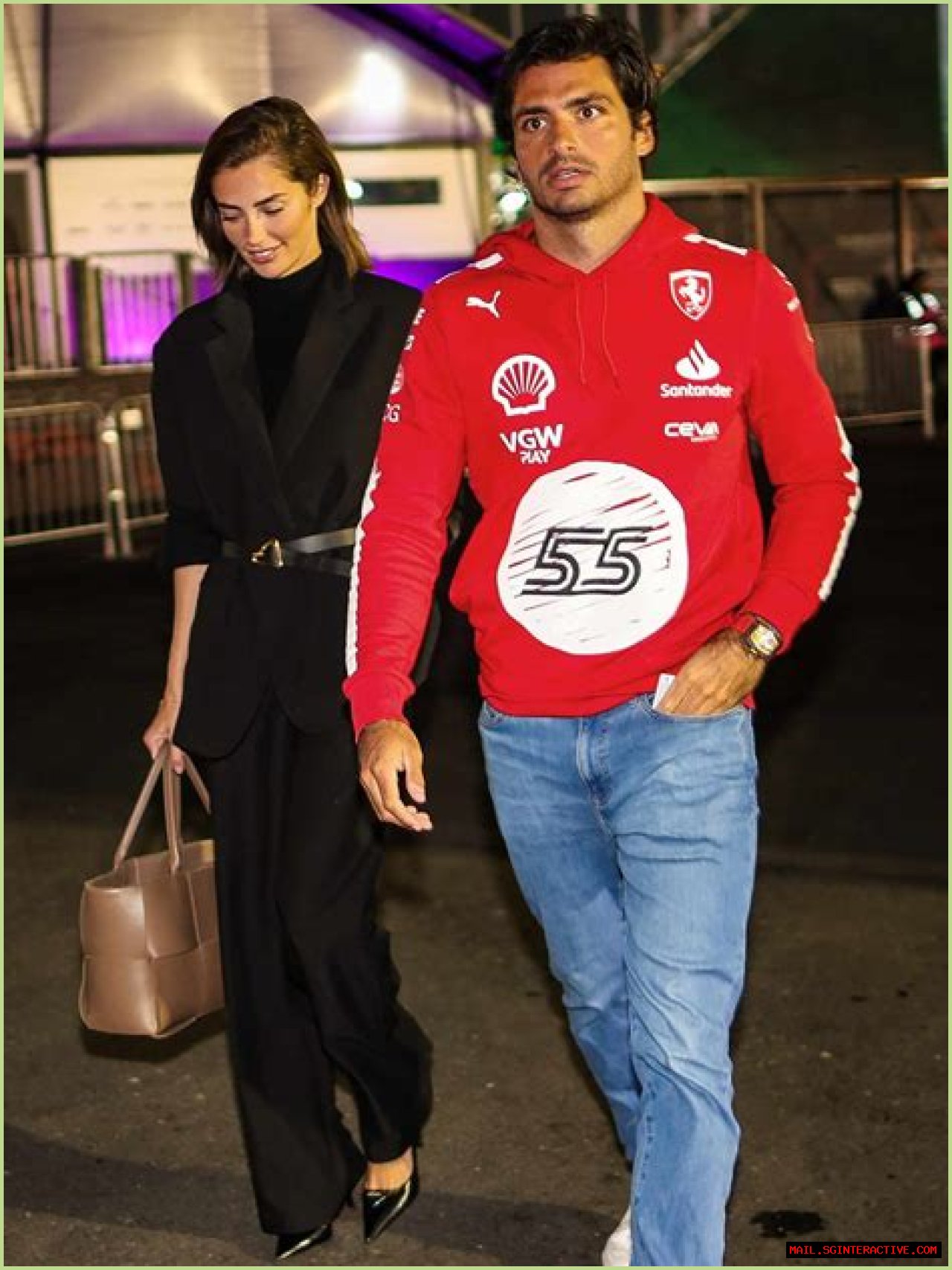 Carlos Sainz Jr.'s Girlfriend In 2023: A Look Into His Personal Life